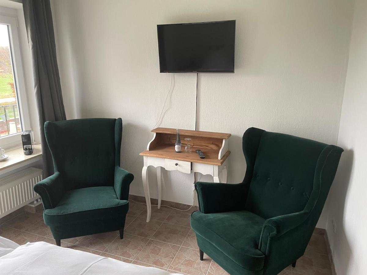 Dahlem  Gasthaus & Restaurant Dahlemer Binz المظهر الخارجي الصورة